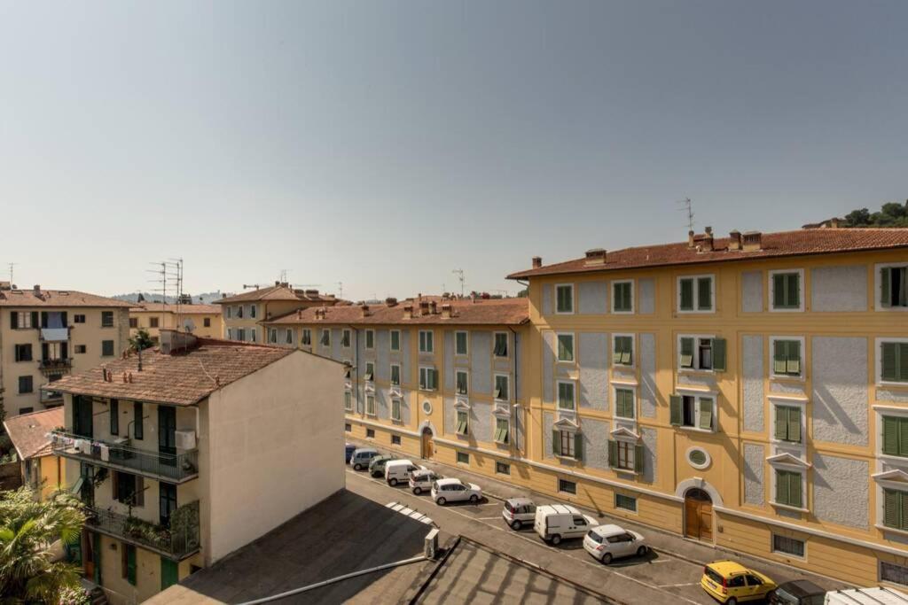 Sunny Top Floor In San Frediano Florenţa Exterior foto